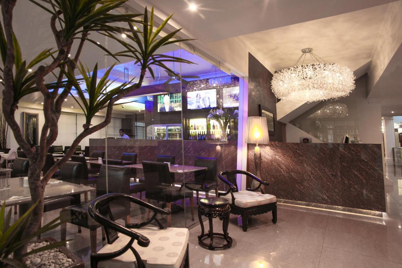 Astor Metropole Hotel Brisbane Extérieur photo